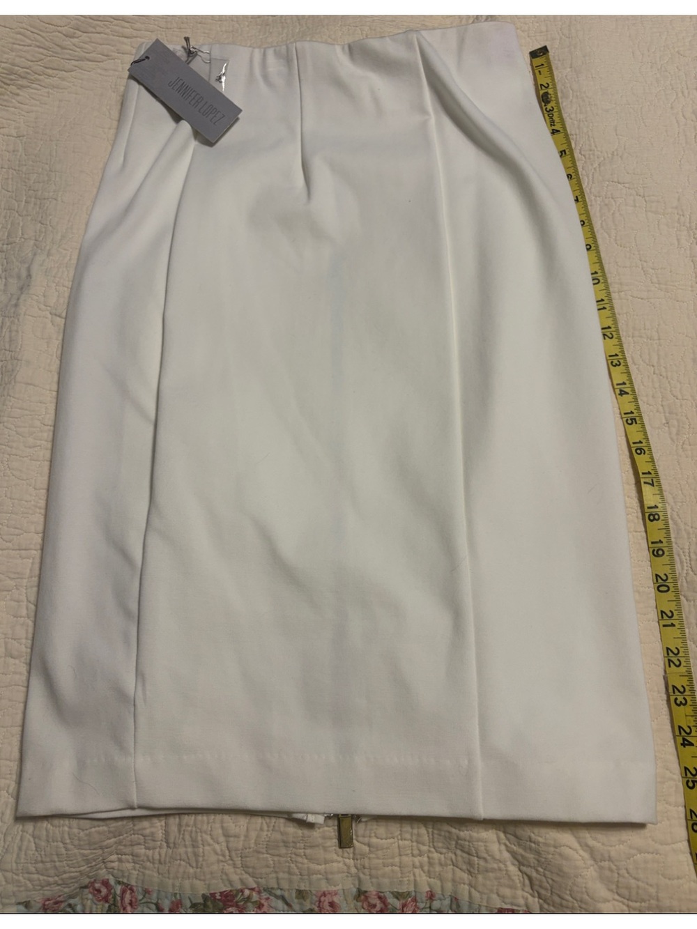 Jennifer Lopez White High-Waist Pencil Skirt